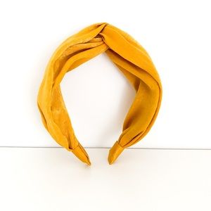 yellowey orange headband!